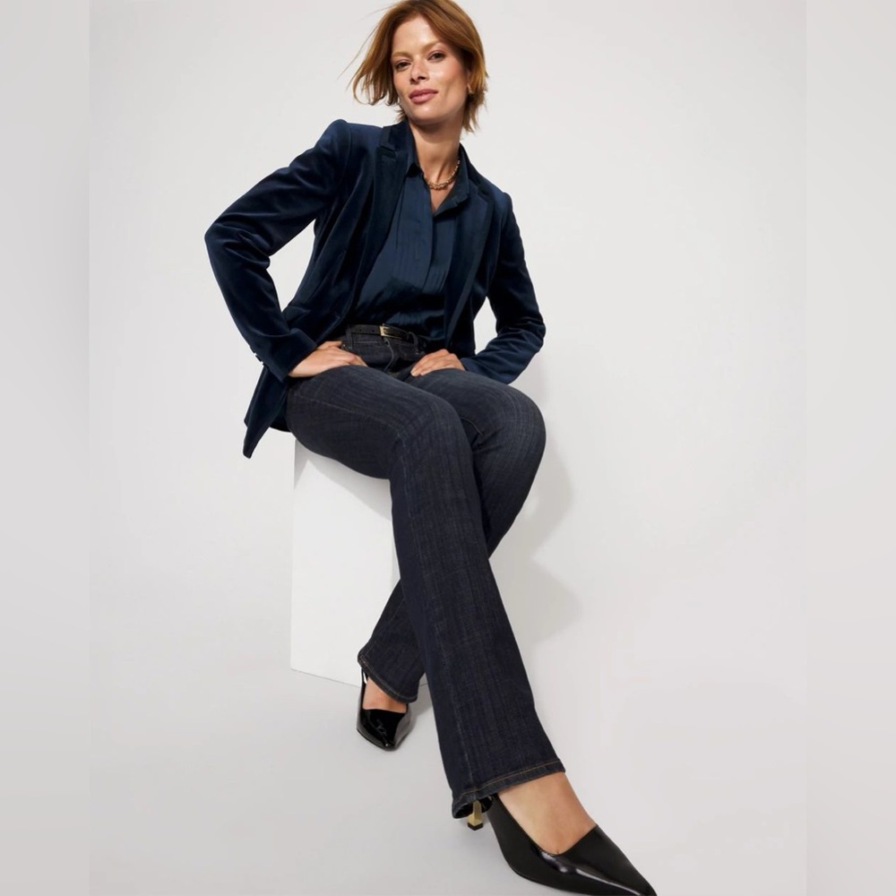 White House Black Market Feel Beautiful Boot Cut Dark Indigo Jeans